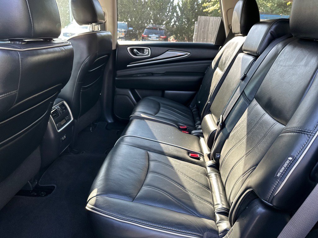 2019 Infiniti QX60 Luxe photo 8