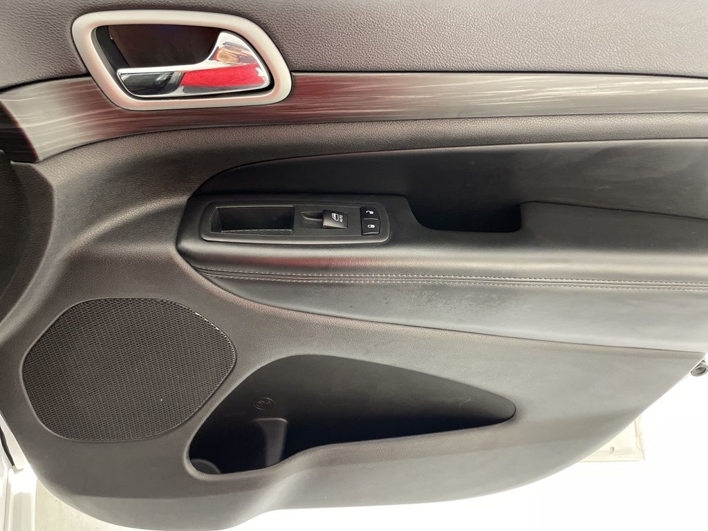 2020 Jeep Grand Cherokee Altitude photo 42