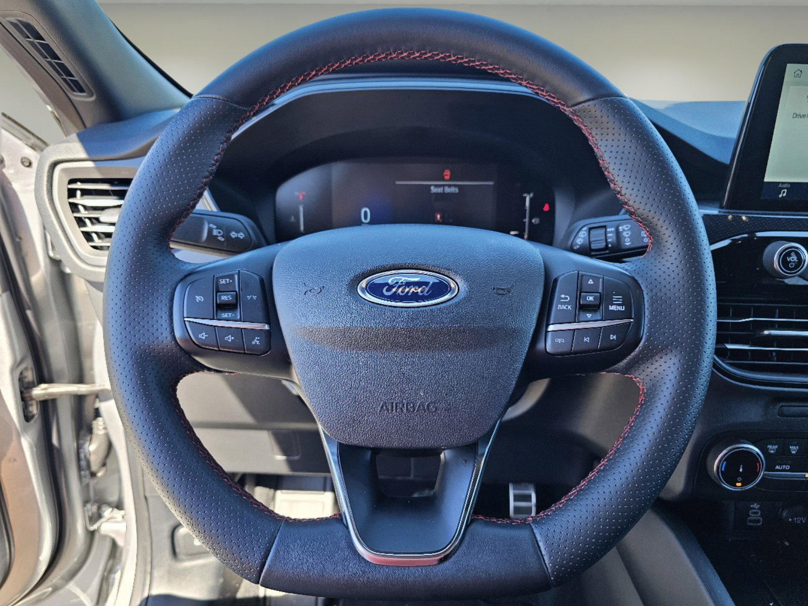 2024 Ford Escape ST-Line photo 13