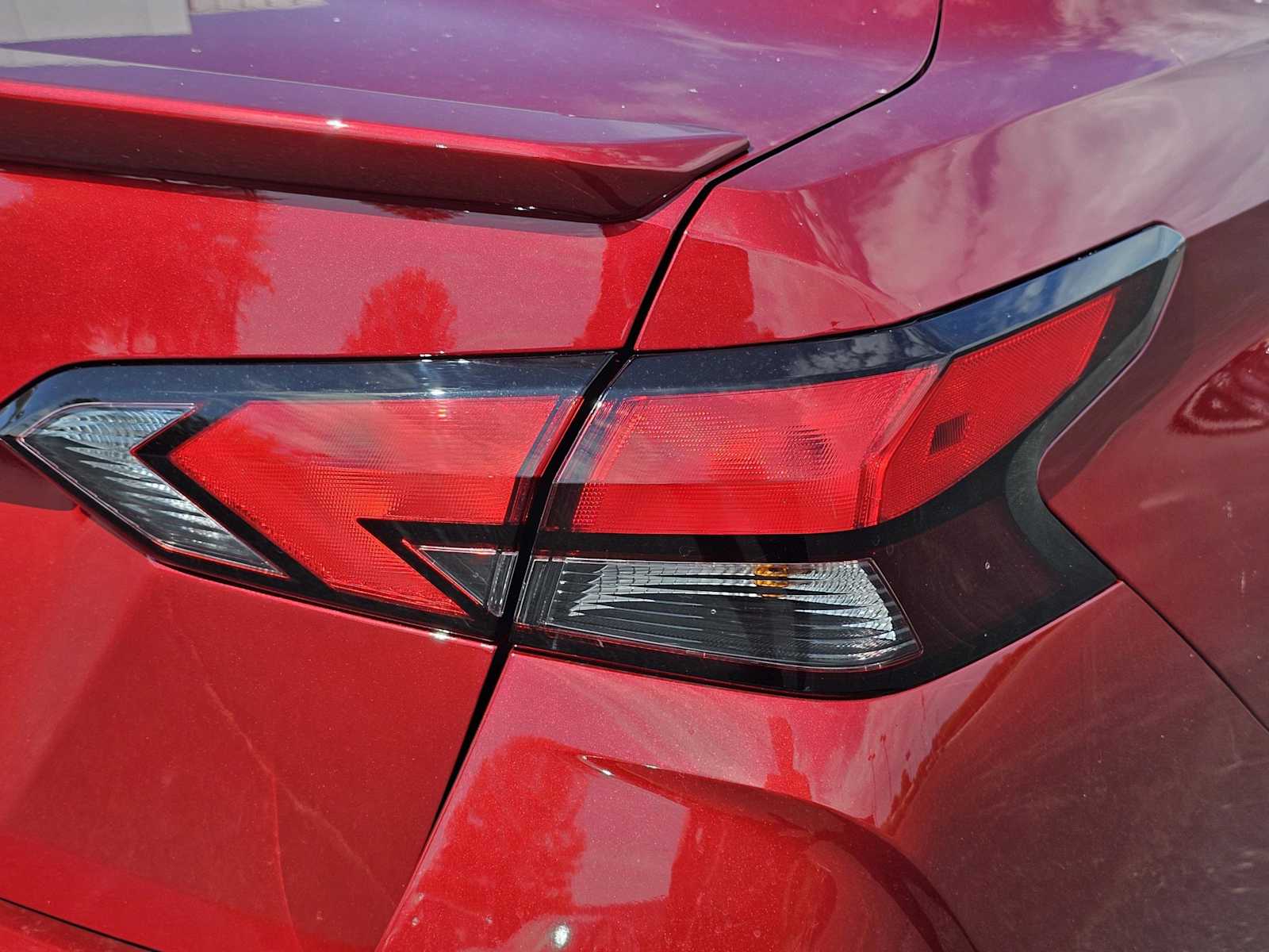 2025 Nissan Versa SV photo 10