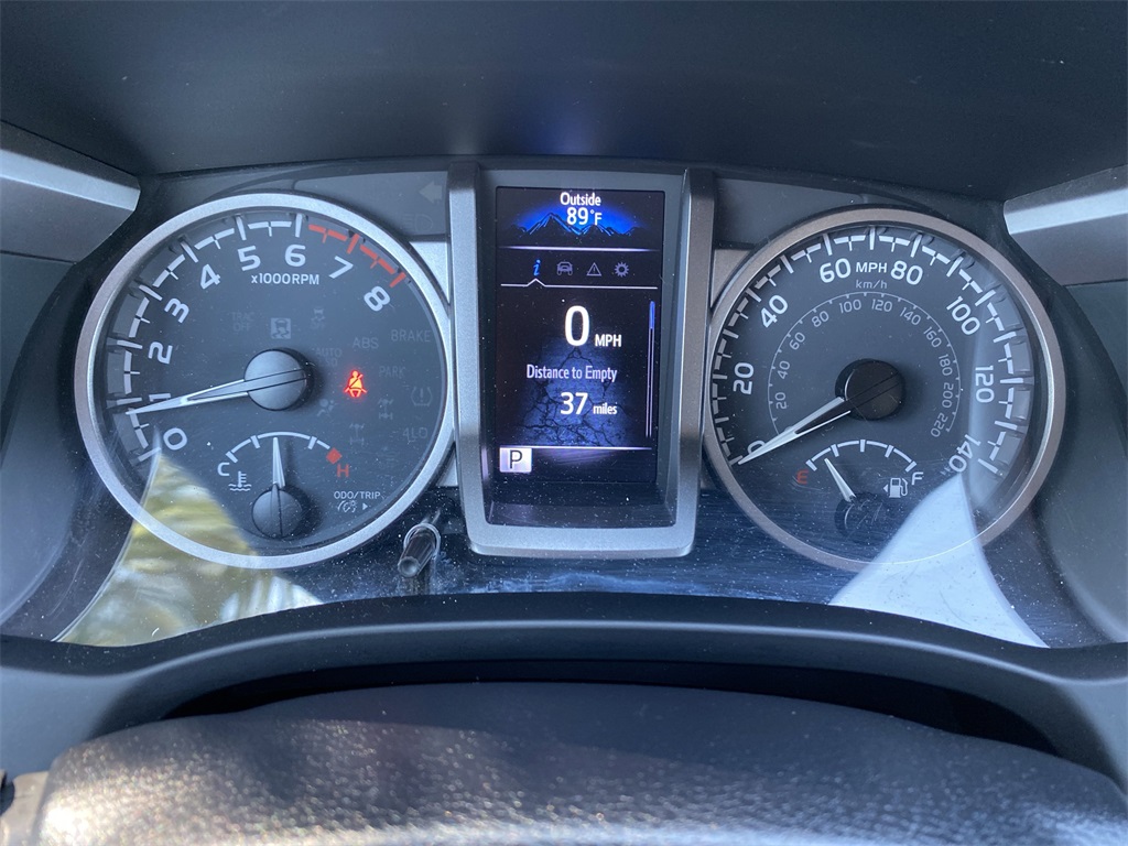 2023 Toyota Tacoma SR5 photo 32