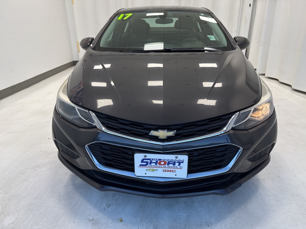 Used 2017 Chevrolet Cruze LT with VIN 1G1BE5SM5H7223069 for sale in Morehead, KY