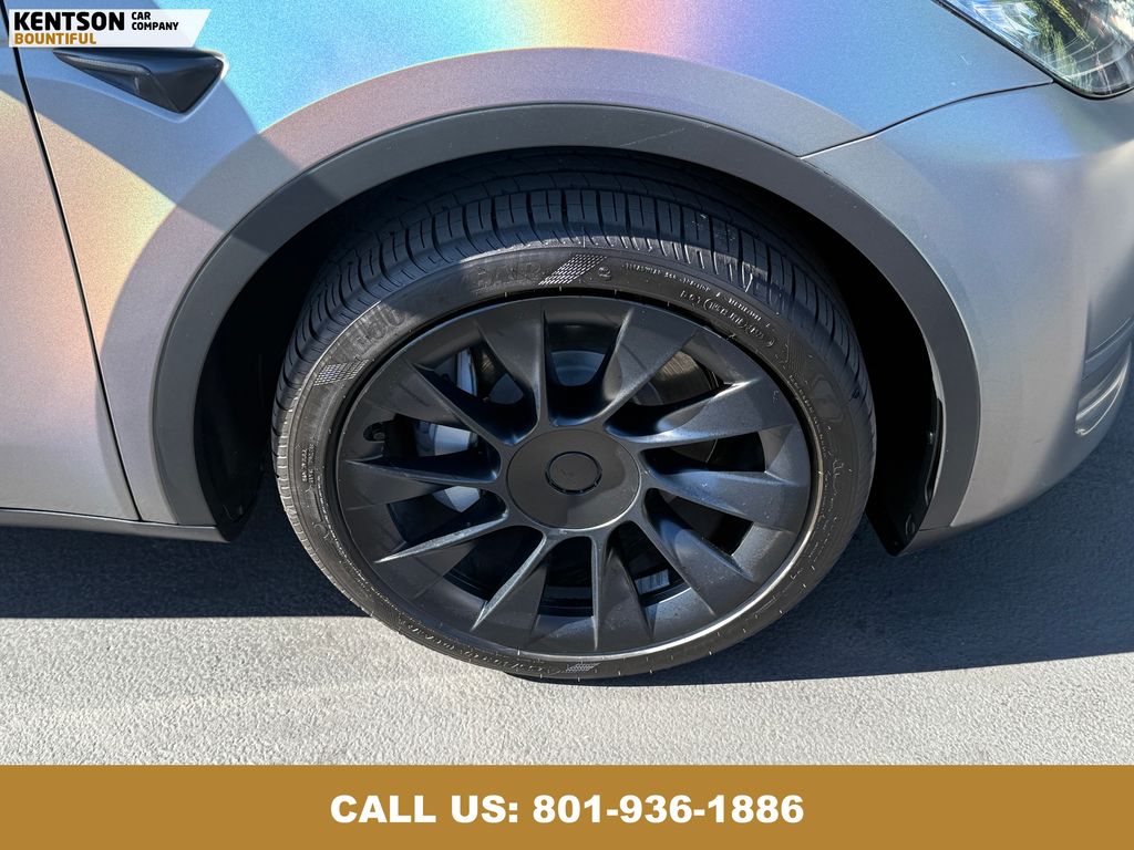 2023 Tesla Model Y Long Range photo 15