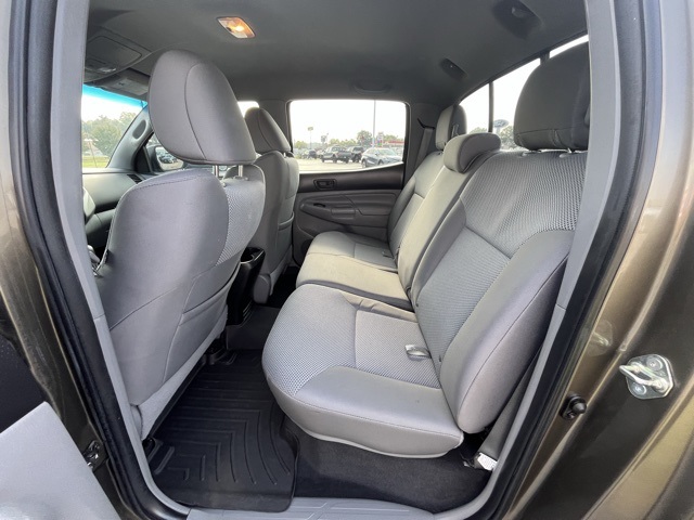 2015 Toyota Tacoma Base photo 5