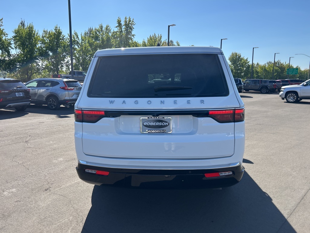 2025 Jeep Wagoneer L Series III photo 3