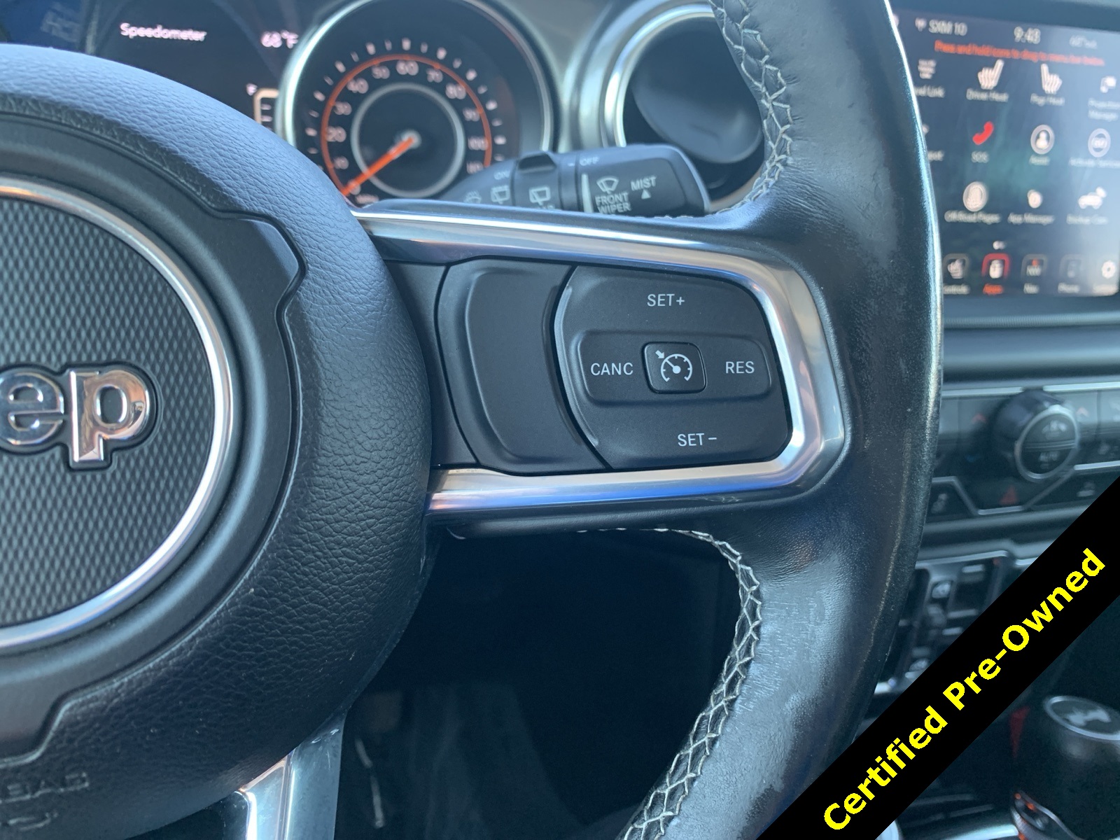 2021 Jeep Wrangler Unlimited Sahara photo 13