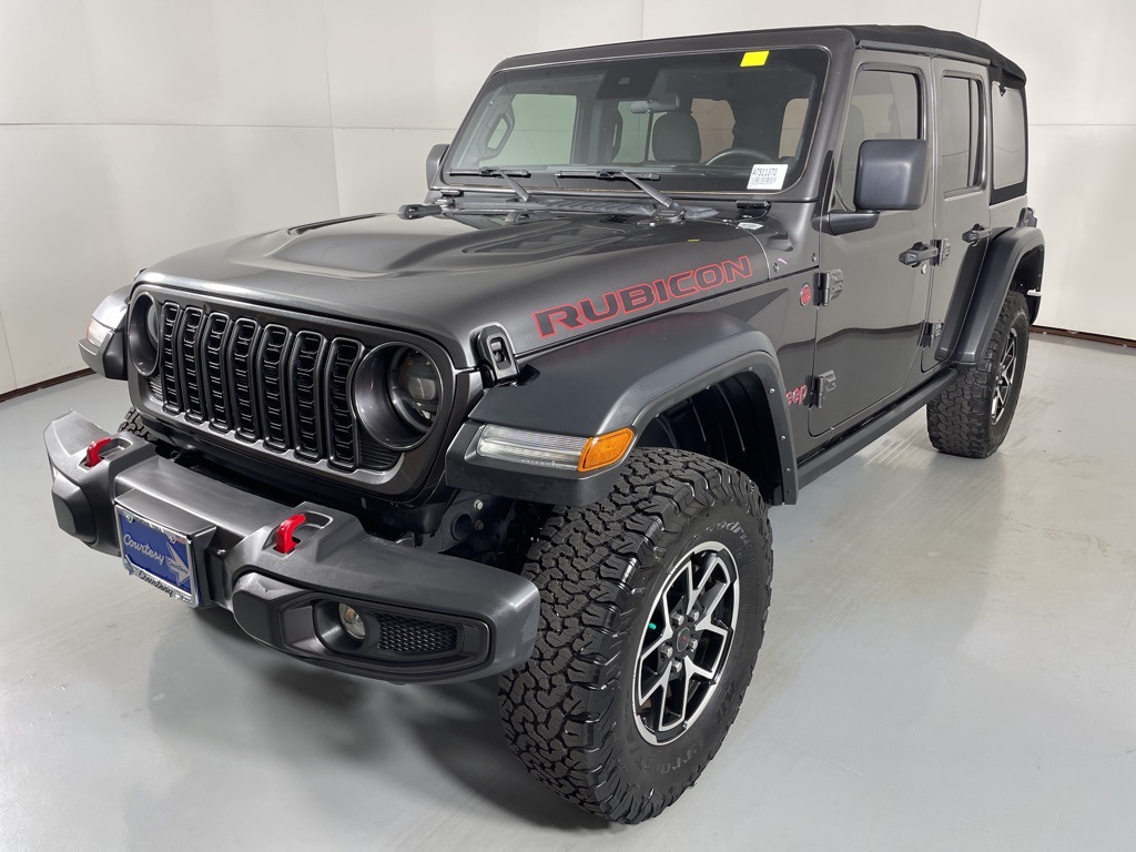 2024 Jeep Wrangler Rubicon photo 4
