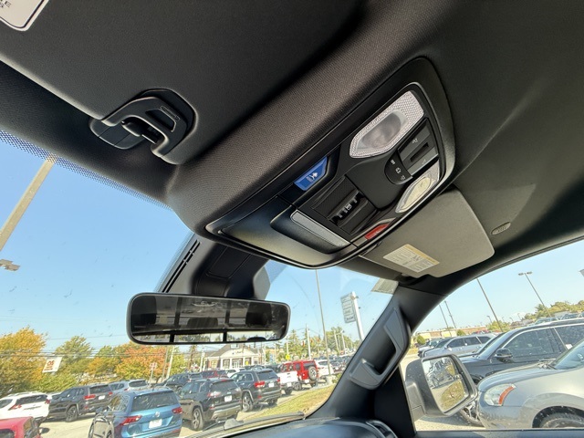2025 Ram 1500 Tradesman photo 23