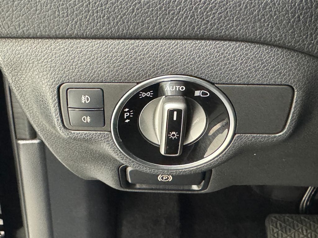 2020 Mercedes Benz GLA 250 4MATIC photo 28