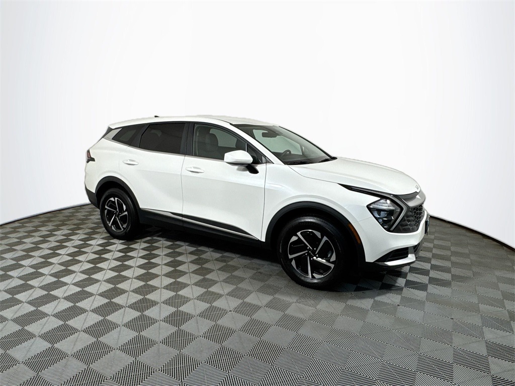 2023 Kia Sportage Hybrid LX photo 5