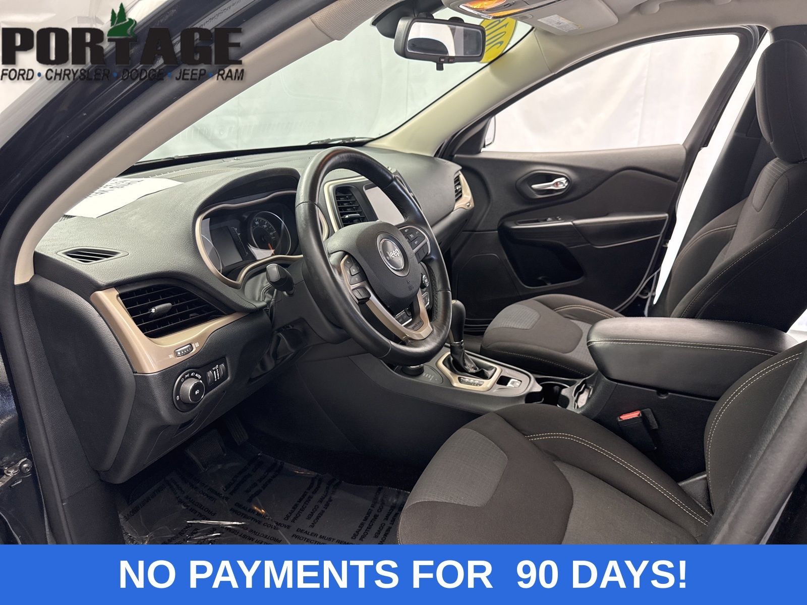 2016 Jeep Cherokee Altitude photo 10