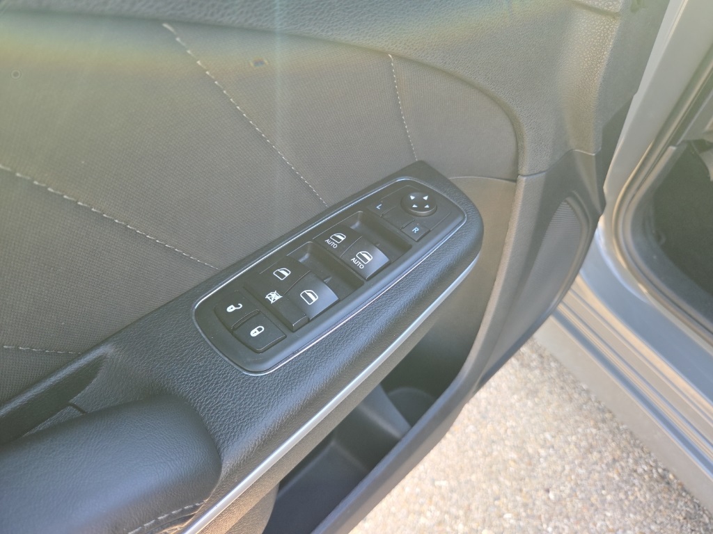 2023 Dodge Charger R/T Scat Pack photo 12