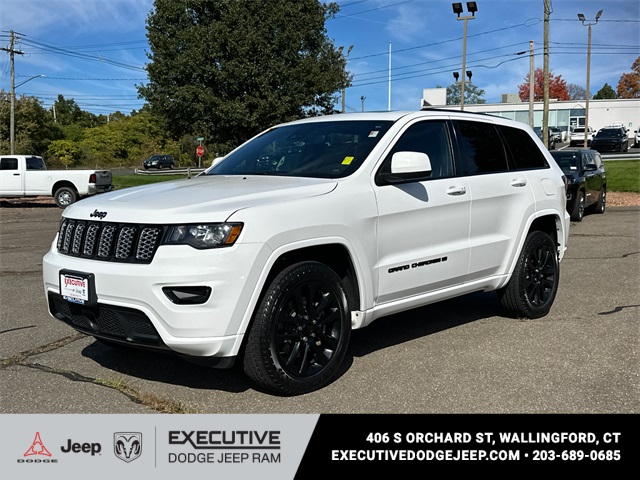 2022 Jeep Grand Cherokee WK Laredo X's photo