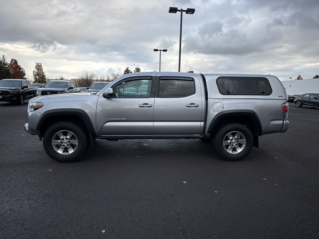 2021 Toyota Tacoma TRD Off-Road photo 4