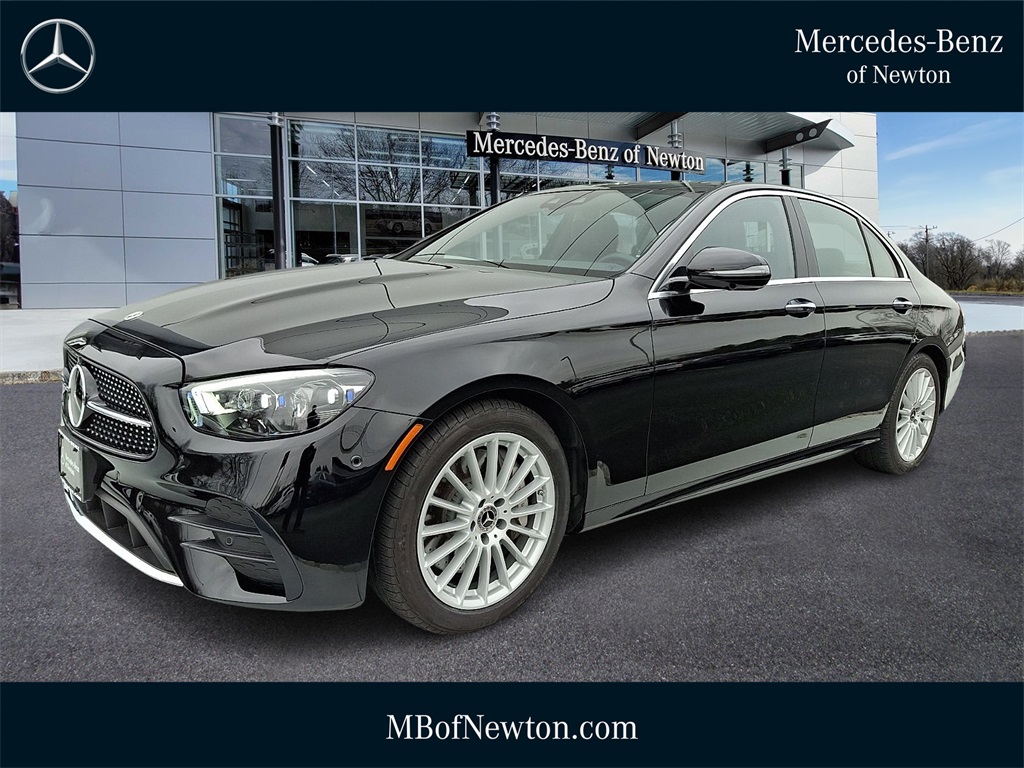 2023 Mercedes-Benz E-Class E450's photo