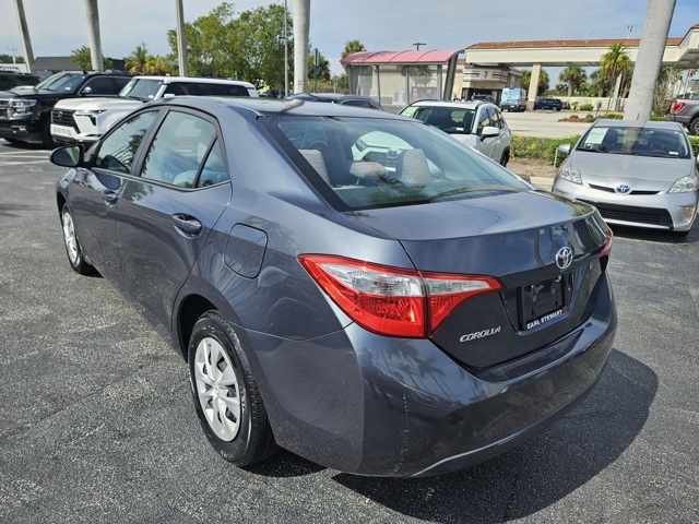 2015 Toyota Corolla L photo 6