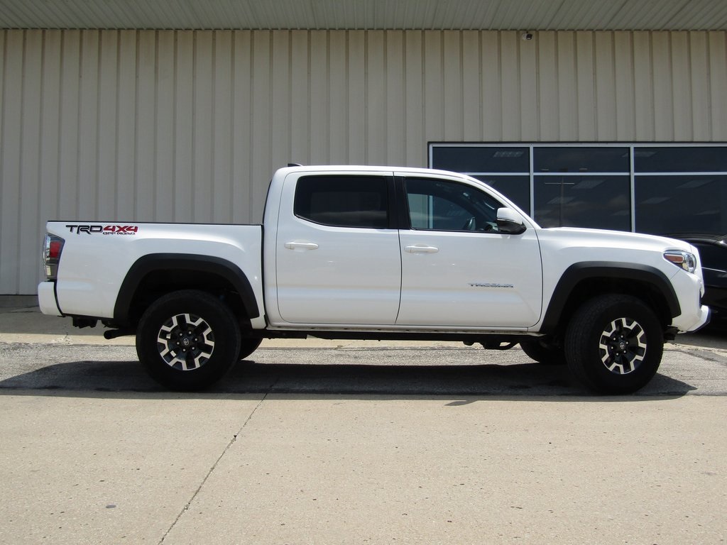 Used 2023 Toyota Tacoma SR with VIN 3TMCZ5AN4PM625681 for sale in Kansas City
