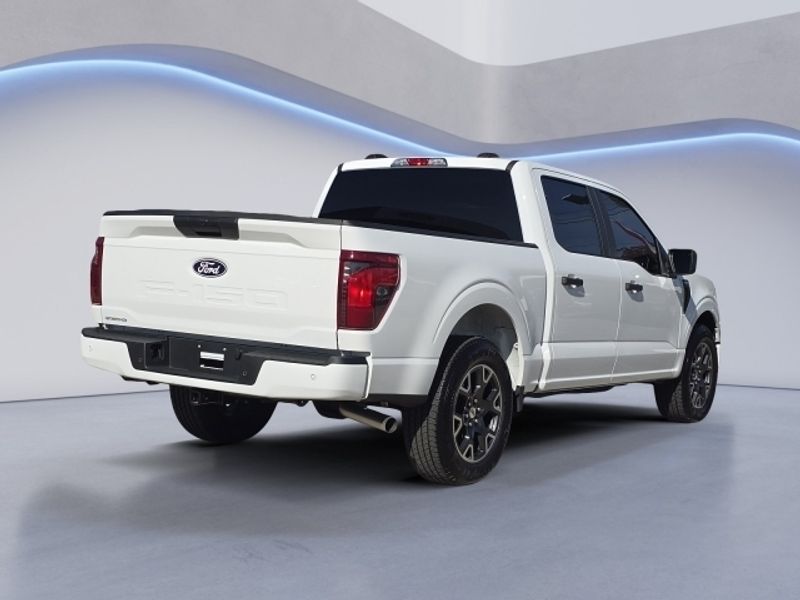2025 Ford F-150 STX photo 4