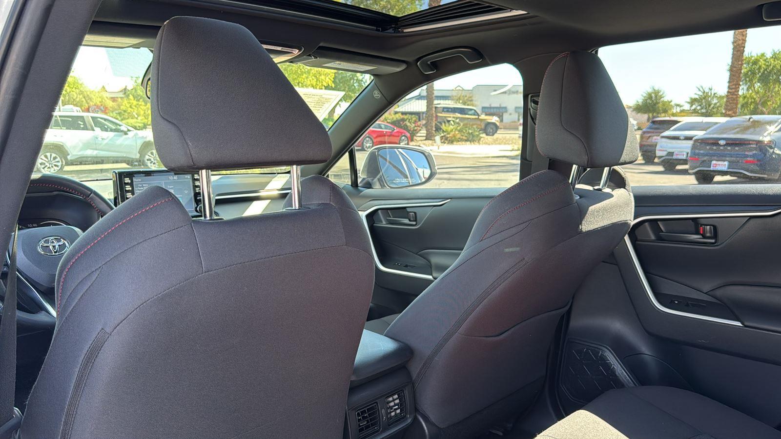2021 Toyota RAV4 Prime XLE Premium photo 24
