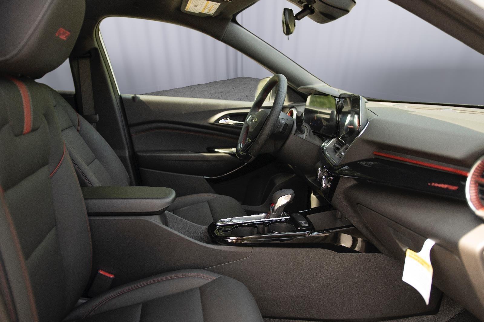 2025 Chevrolet Trax photo 22