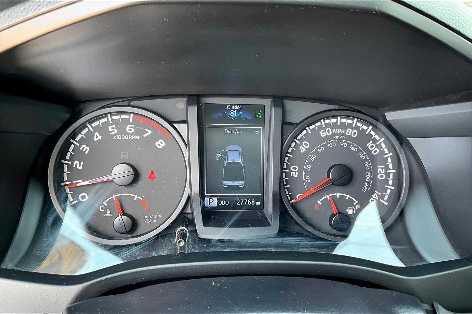 2023 Toyota Tacoma SR photo 20