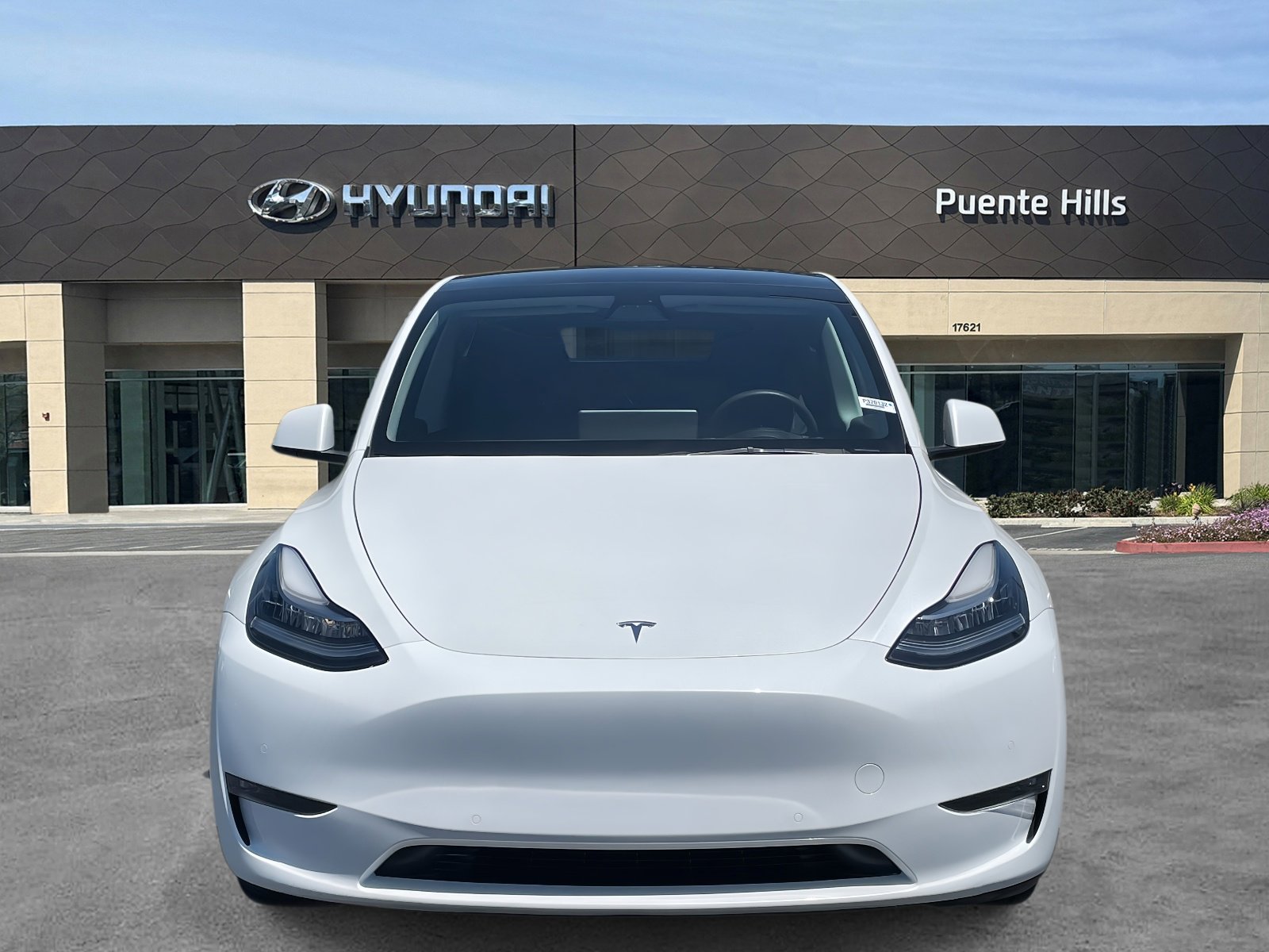 Used 2022 Tesla Model Y Long Range with VIN 7SAYGDEE4NF370132 for sale in City of Industry, CA