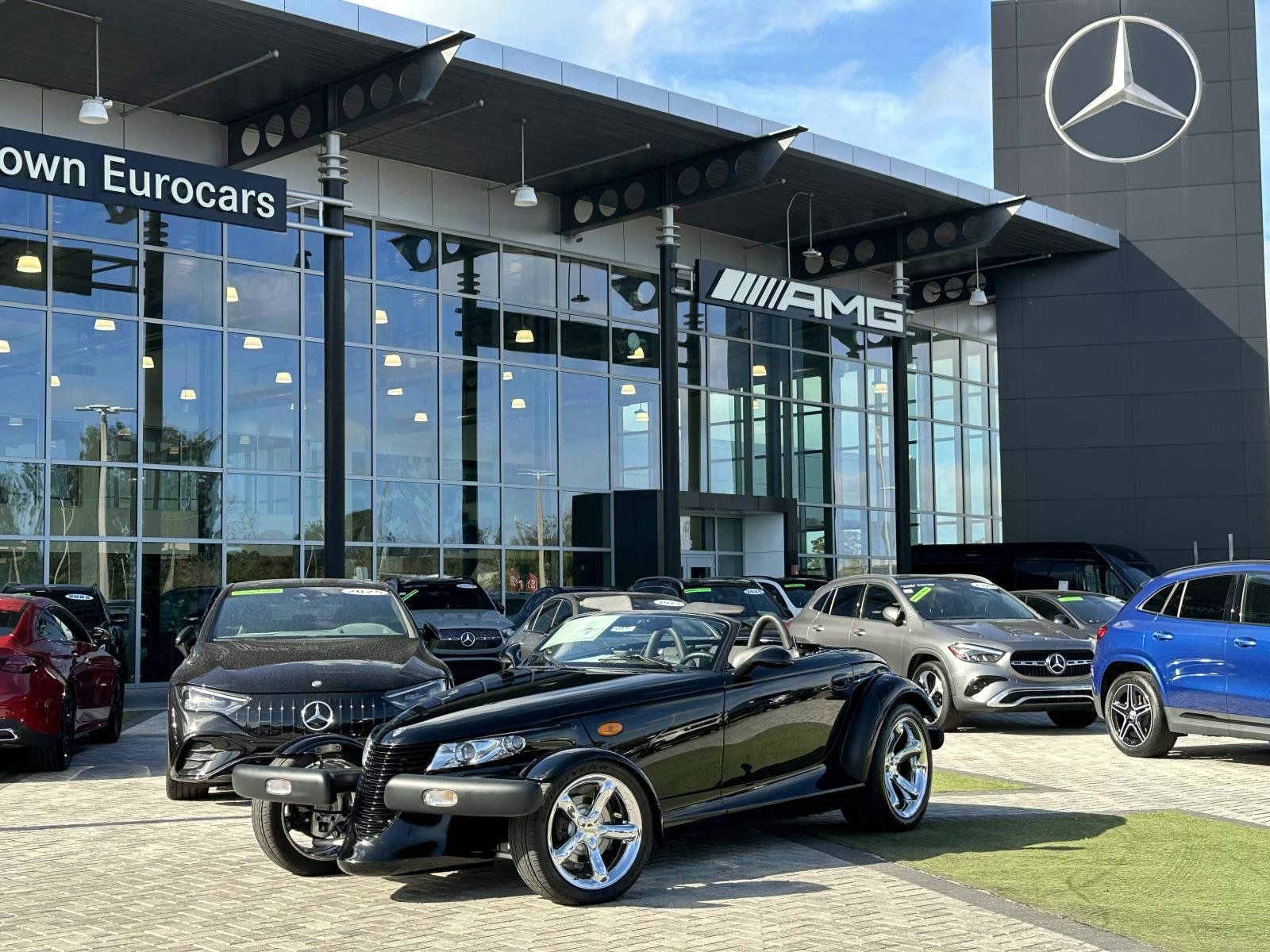 2000 Plymouth Prowler Base's photo