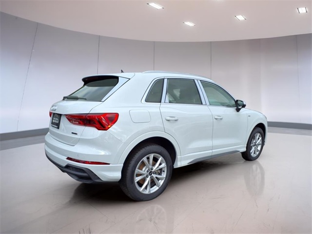 2025 Audi Q3 S line Premium photo 2