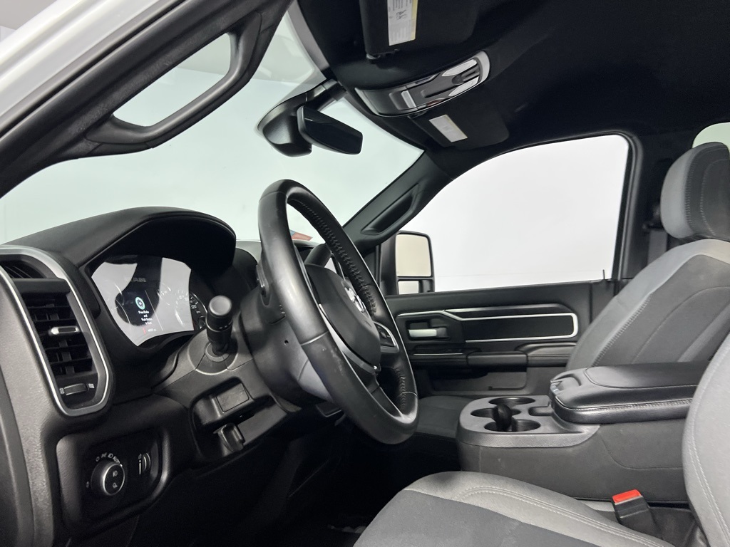 2024 Ram 3500 Big Horn photo 18