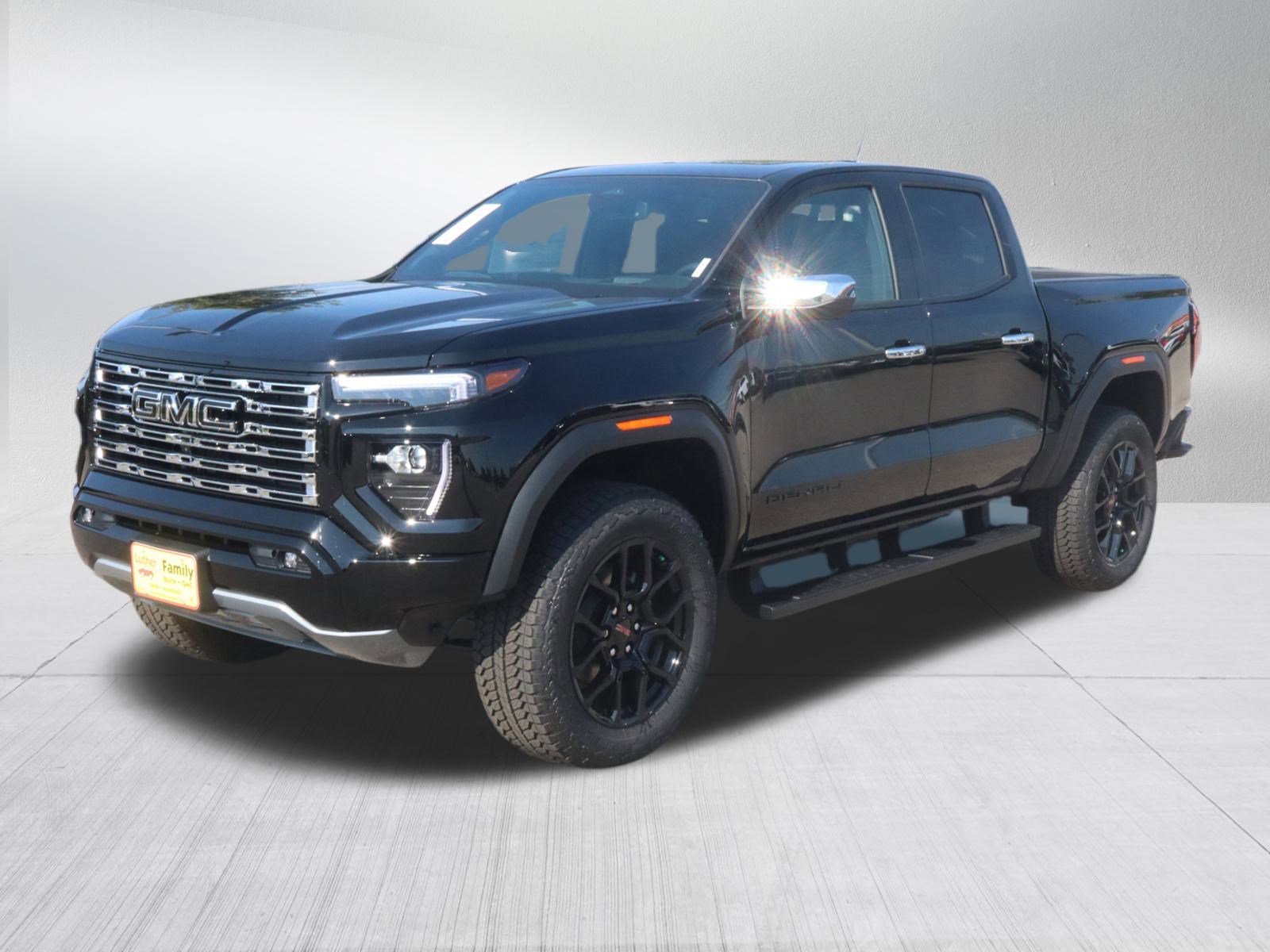 2026 Gmc Canyon Denali photo 3