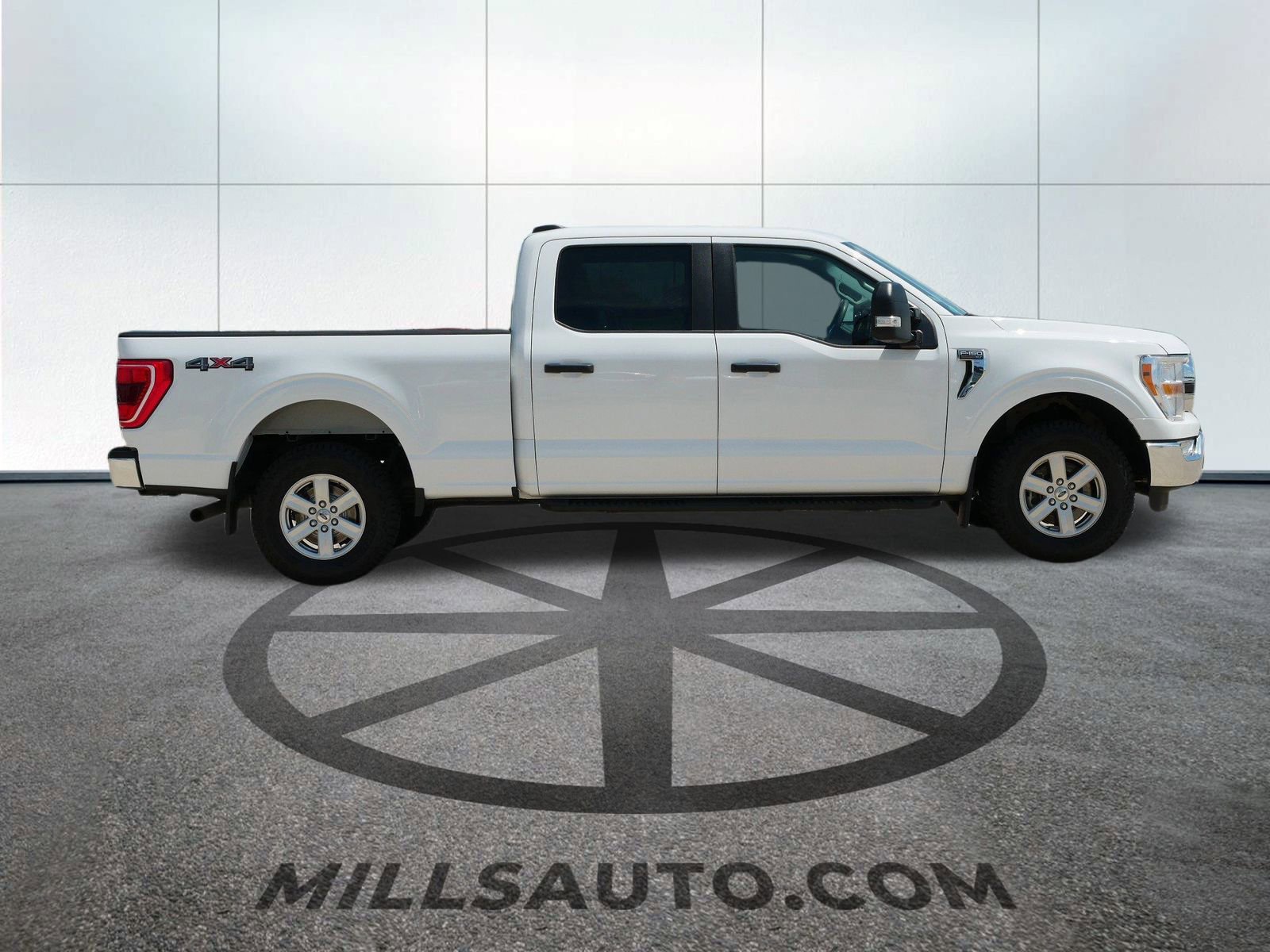 2022 Ford F-150 XL photo 4