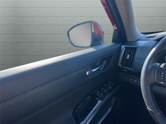 2023 Nissan Pathfinder SL photo 28