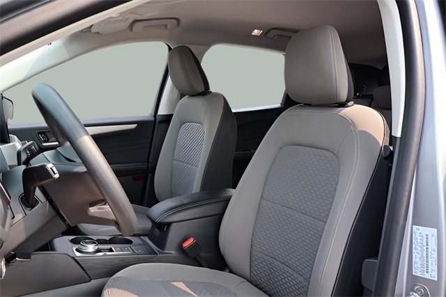 2022 Ford Escape SE photo 4