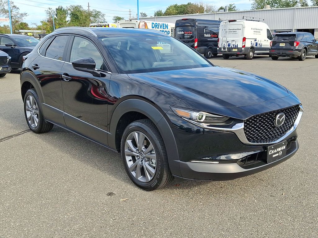 2025 Mazda CX-30 2.5 S Preferred photo 3