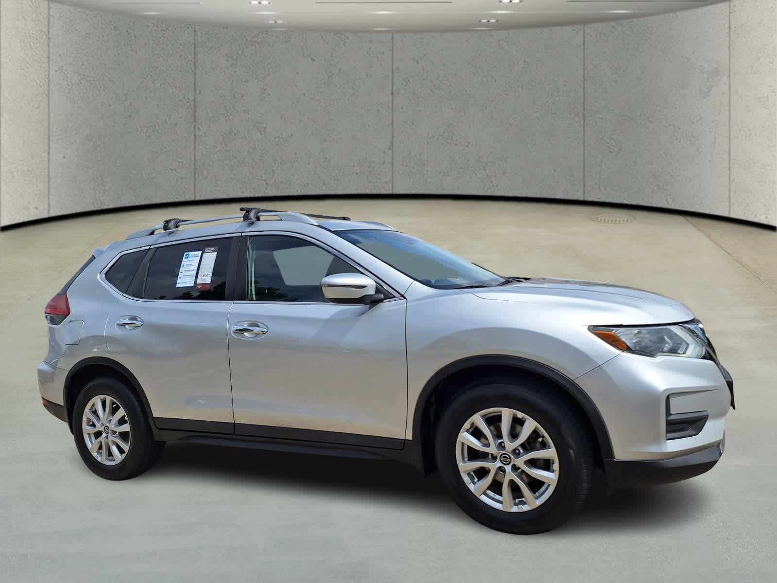 2019 Nissan Rogue S photo 3