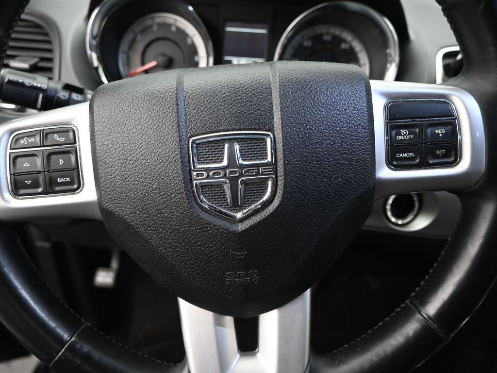 2016 Dodge Grand Caravan R/T photo 13