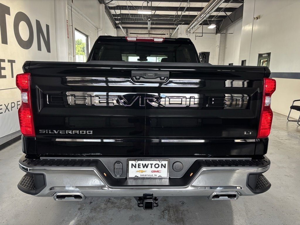 2025 Chevrolet Silverado 1500 LT photo 22
