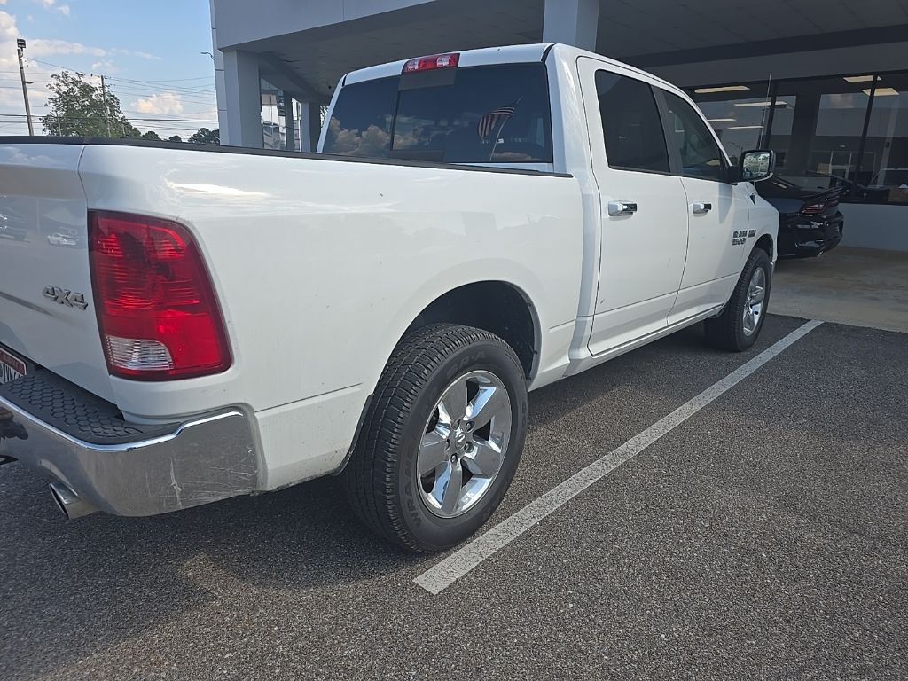2015 Ram 1500 Big Horn photo 4