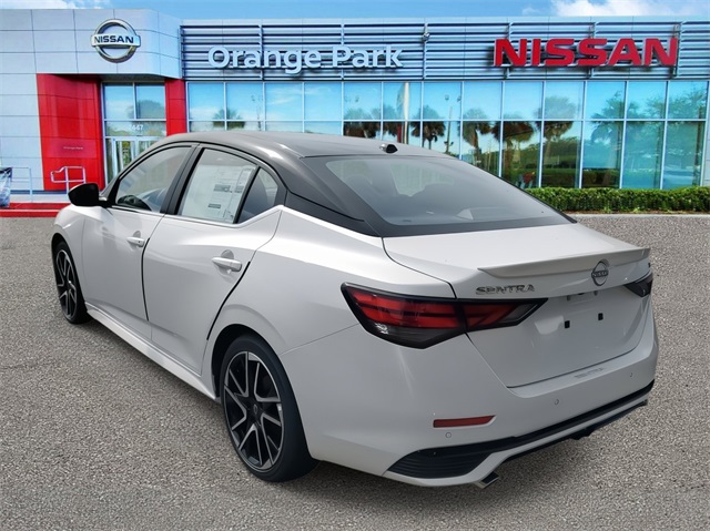 2025 Nissan Sentra SR photo 3