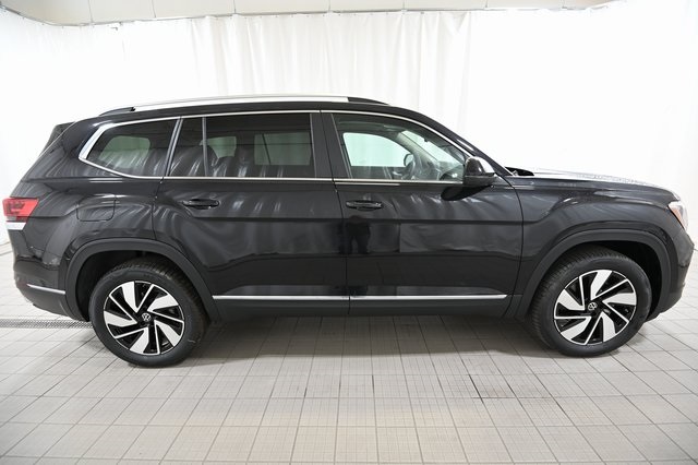 2026 Volkswagen Atlas SEL photo 13