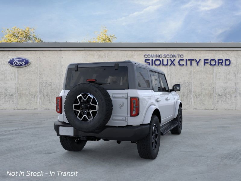 2025 Ford Bronco Outer Banks photo 7