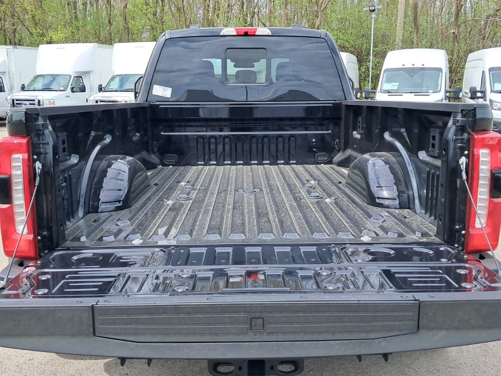 2025 Ford F-350 XLT photo 23