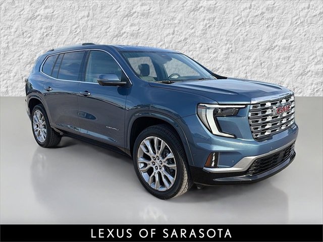 2025 GMC Acadia Denali's photo