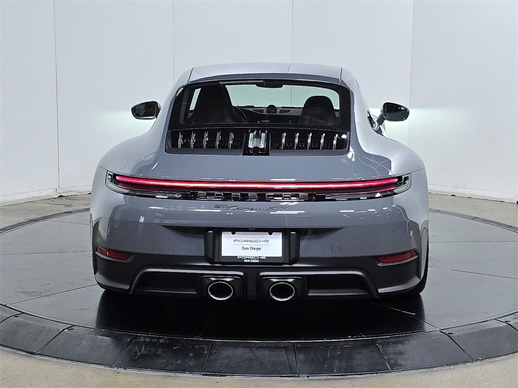 2026 Porsche 911 4 GTS photo 8