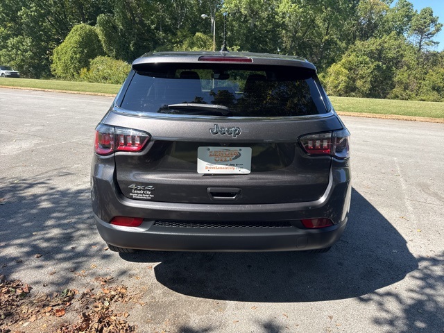 2023 Jeep Compass Sport photo 4