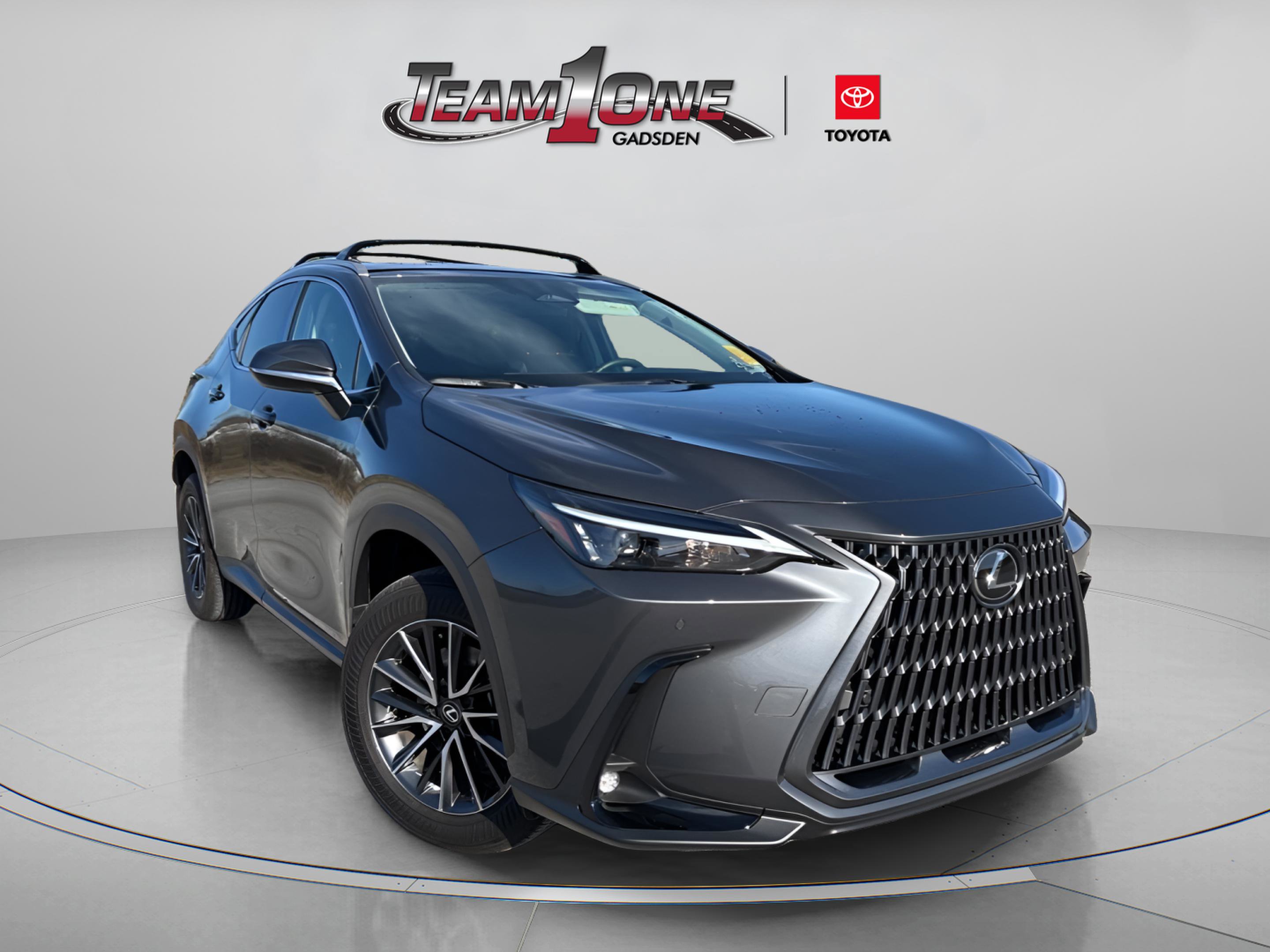 2025 Lexus NX Hybrid 350h's photo