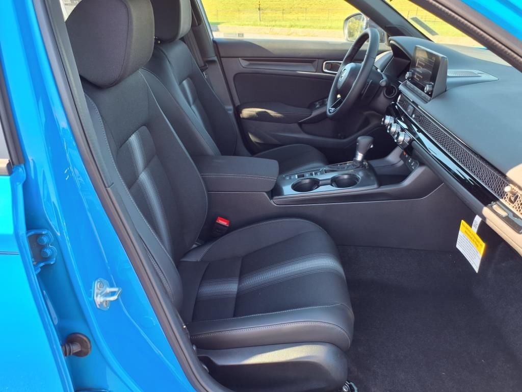 2026 Honda Civic Sport photo 14