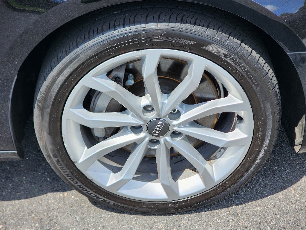 2019 Audi A4 2.0T Premium Plus Quattro photo 4