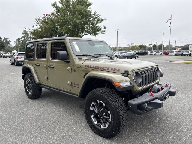 2025 Jeep Wrangler 4-Door Rubicon's photo