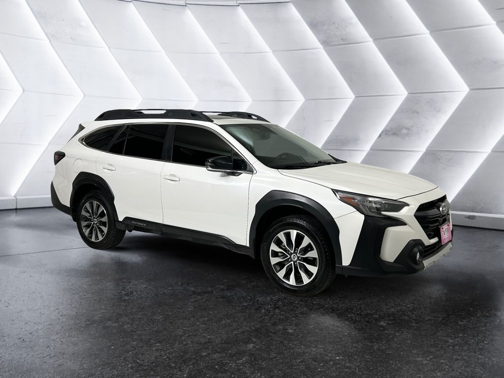 2023 Subaru Outback Limited's photo